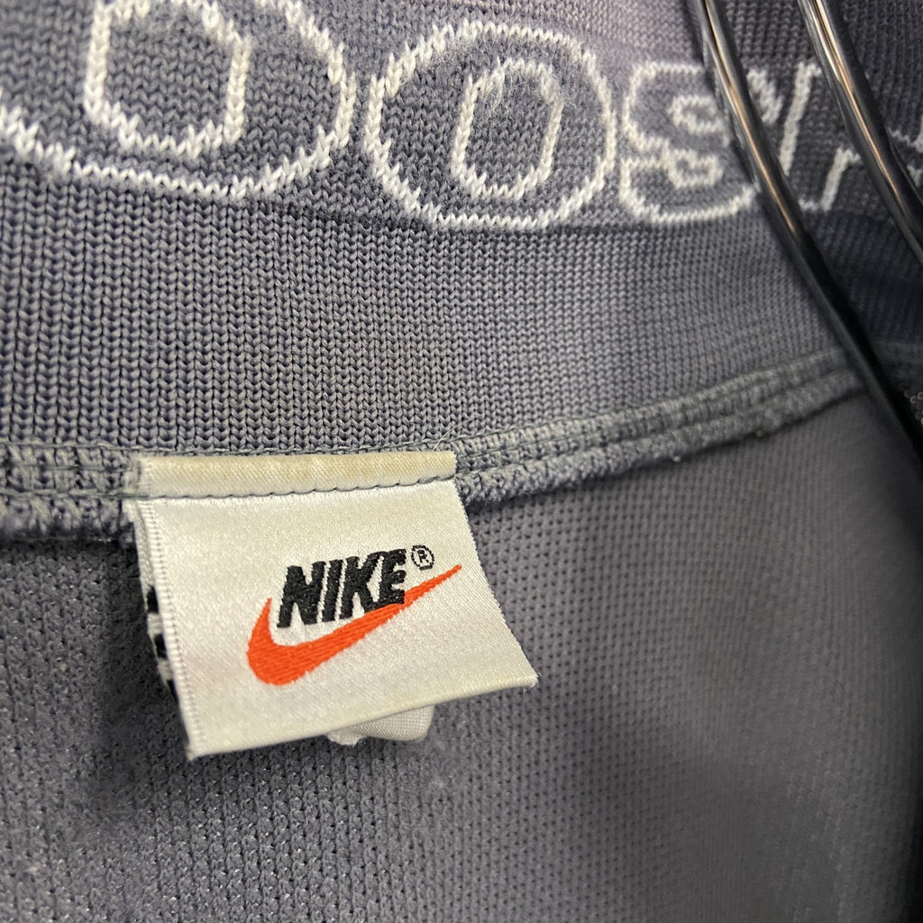 90s　NIKE　ナイキ　トラックジャケット/ジャージ　スウッシュ　刺繍ロゴ　デカロゴ　ヴィンテージ　灰色　グレー　Lサイズ