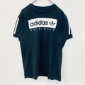 古着 used　adidas アディダス　半袖プリントTシャツ　クルーネック　黒　ビッグロゴ　カタカナ　スリーストリプス　Sサイズ