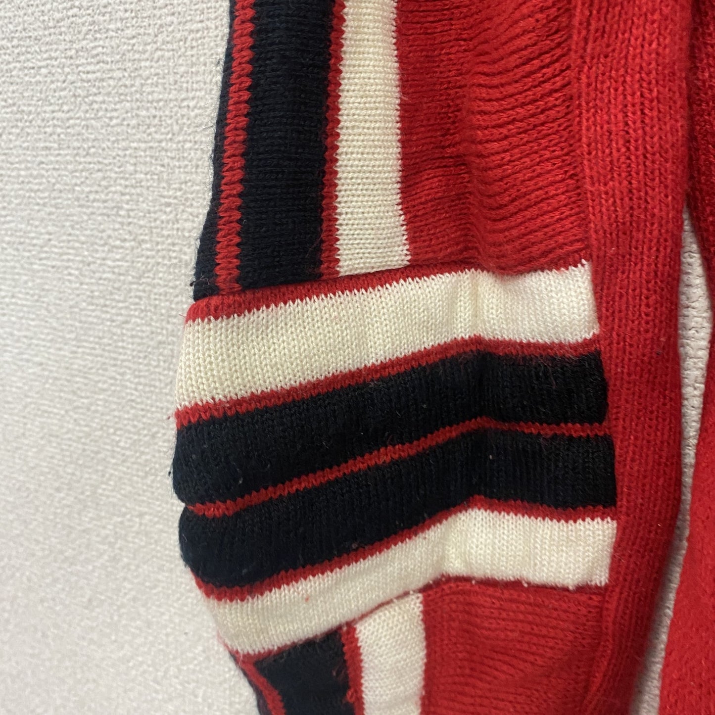 80s～　FILA　フィラ　ニットセーター　ヴィンテージ　マルチカラー　赤　レッド