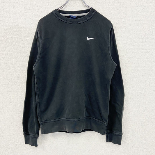 NIKE　ナイキ　スウェット/トレーナー　刺繡ロゴ　黒　ブラック　XLサイズ