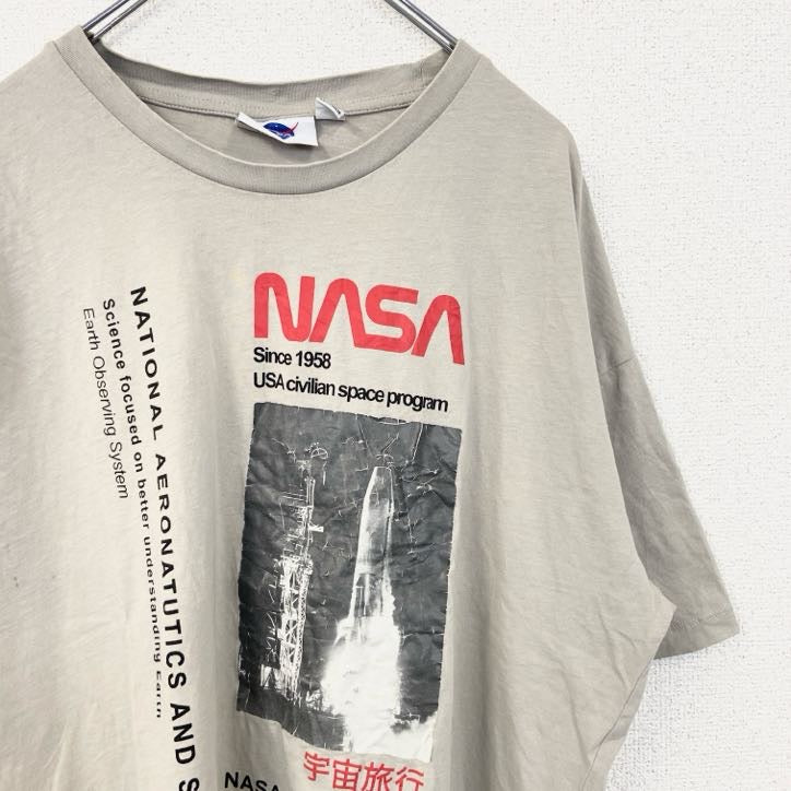 古着 used　NASA　ナサ　半袖デザインプリントTシャツ　宇宙旅行　宇宙飛行　スペースシャトル　ベージュ　Mサイズ