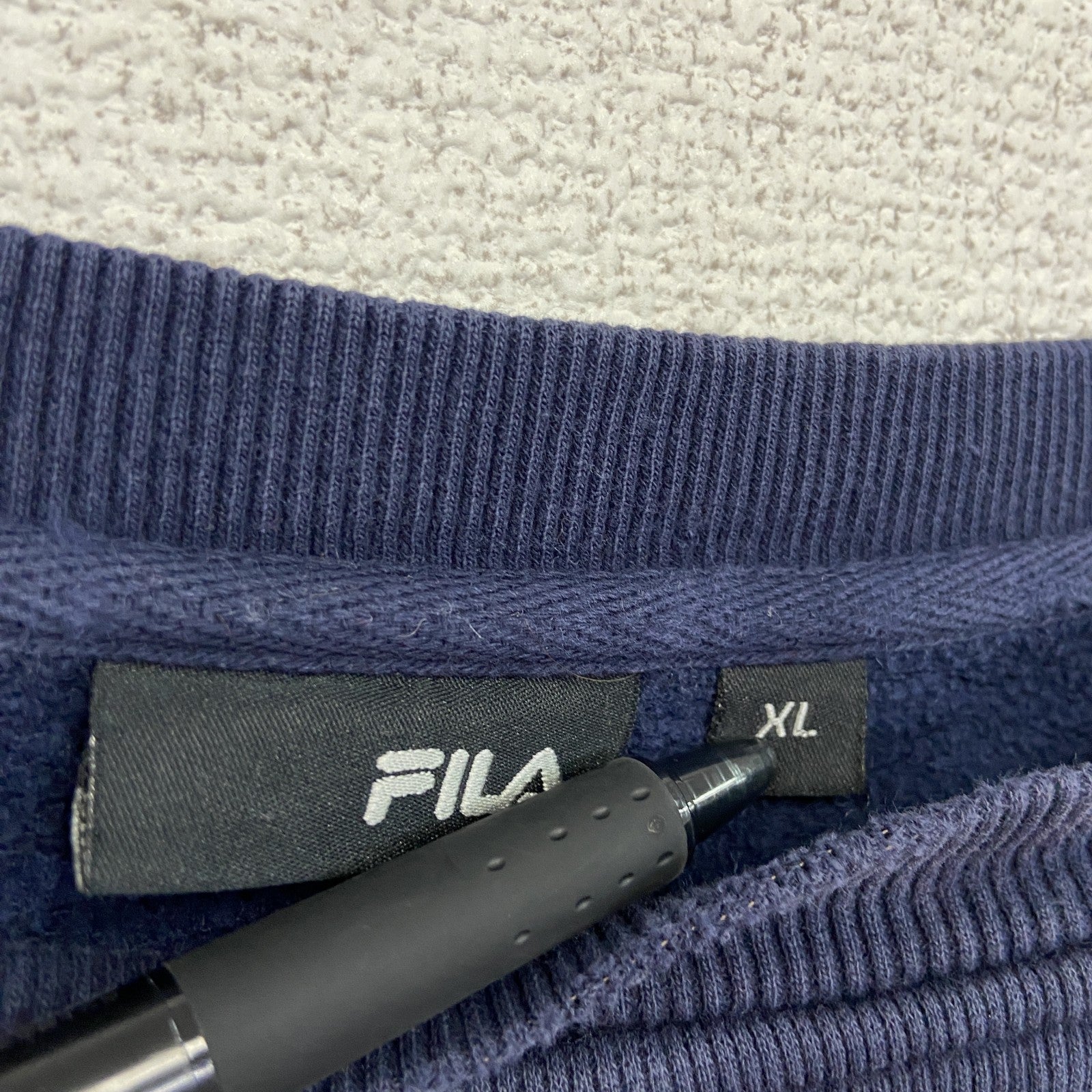FILA　フィラ　スウェット/トレーナー　前V　フェード　デカロゴ　イタリア　紺　ネイビー　Mサイズ