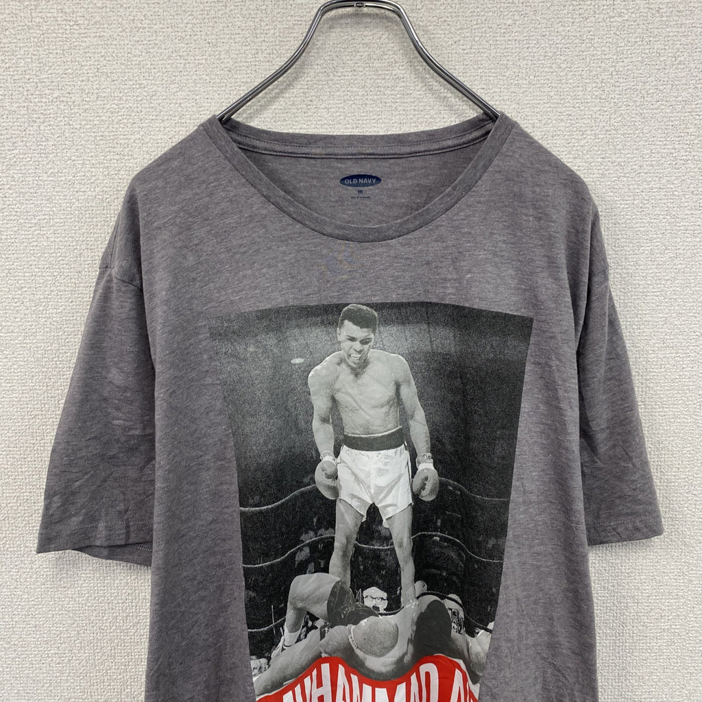 OLD NAVY　モハメドアリ　半袖プリントTシャツ　ボクシング　灰色　グレー　2XLサイズ
