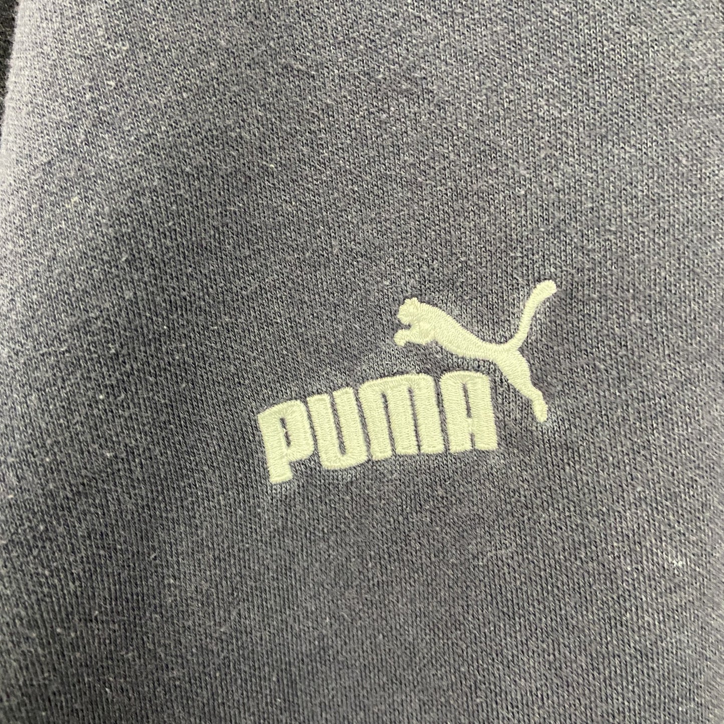 PUMA　プーマ　スウェット/トレーナー　刺繡　紺　ネイビー　Mサイズ