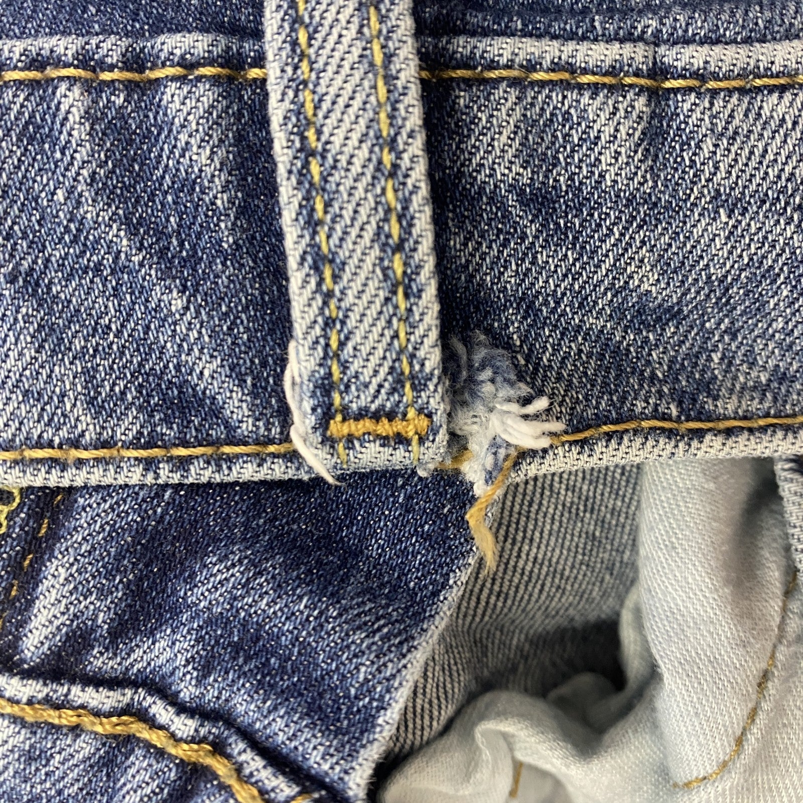 Levi’s　リーバイス　511　デニムパンツ/ジーンズ　ジップフライ　縦落ち　インディゴ　W32サイズ