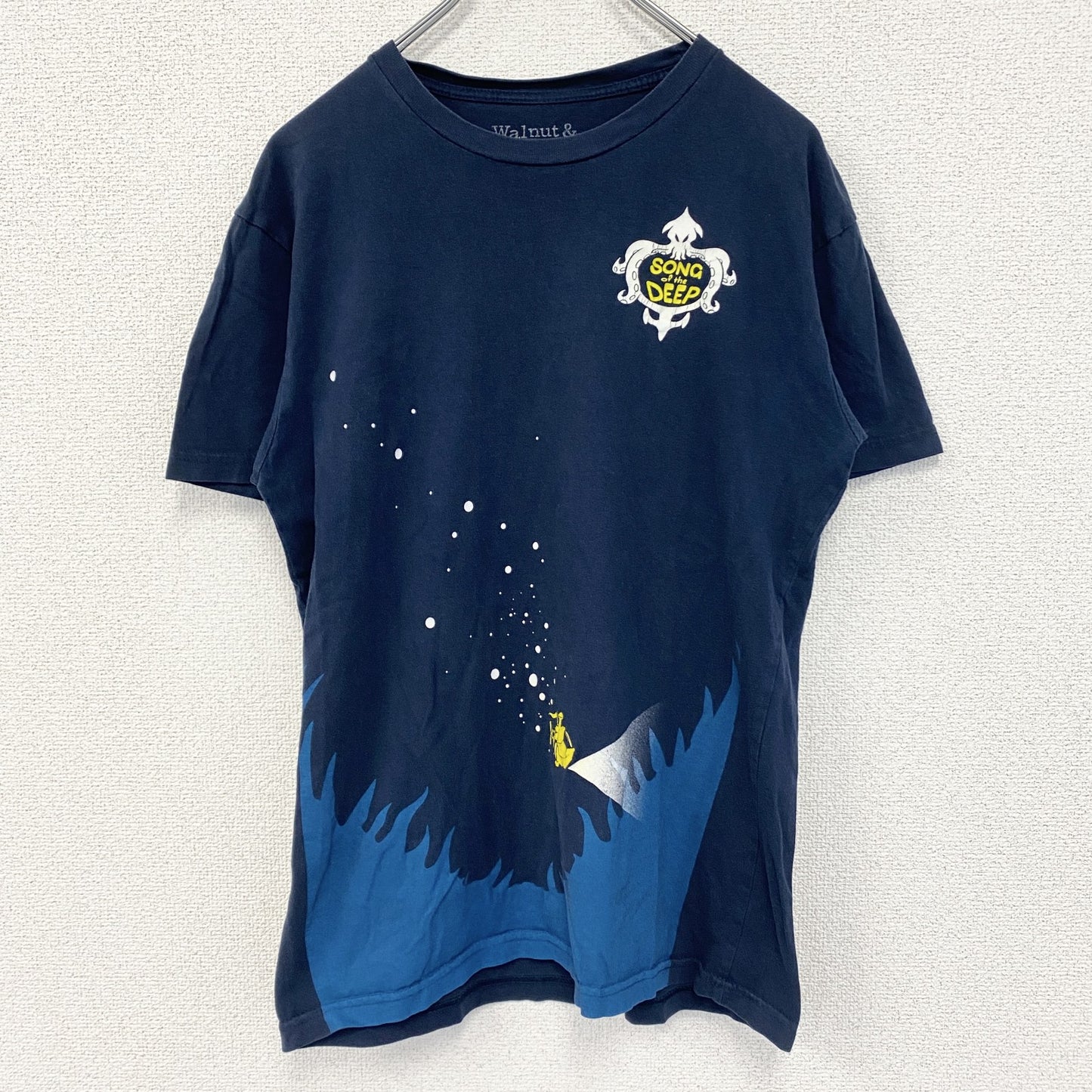 古着 used　Walnut&39th　半袖ゲームプリントTシャツ　ソングオブザディープ　ネイビー　クルーネック　Sサイズ