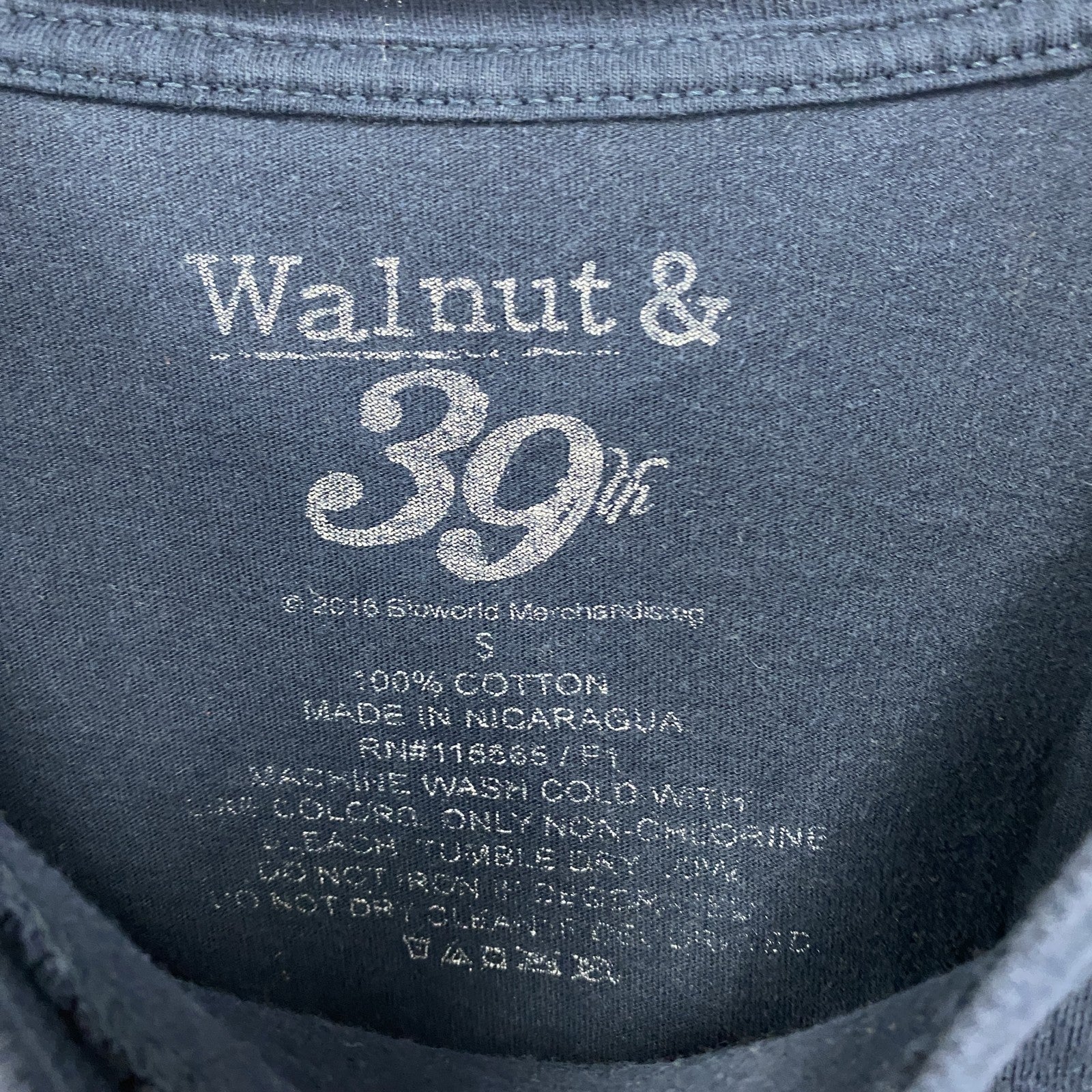 古着 used　Walnut&39th　半袖ゲームプリントTシャツ　ソングオブザディープ　ネイビー　クルーネック　Sサイズ