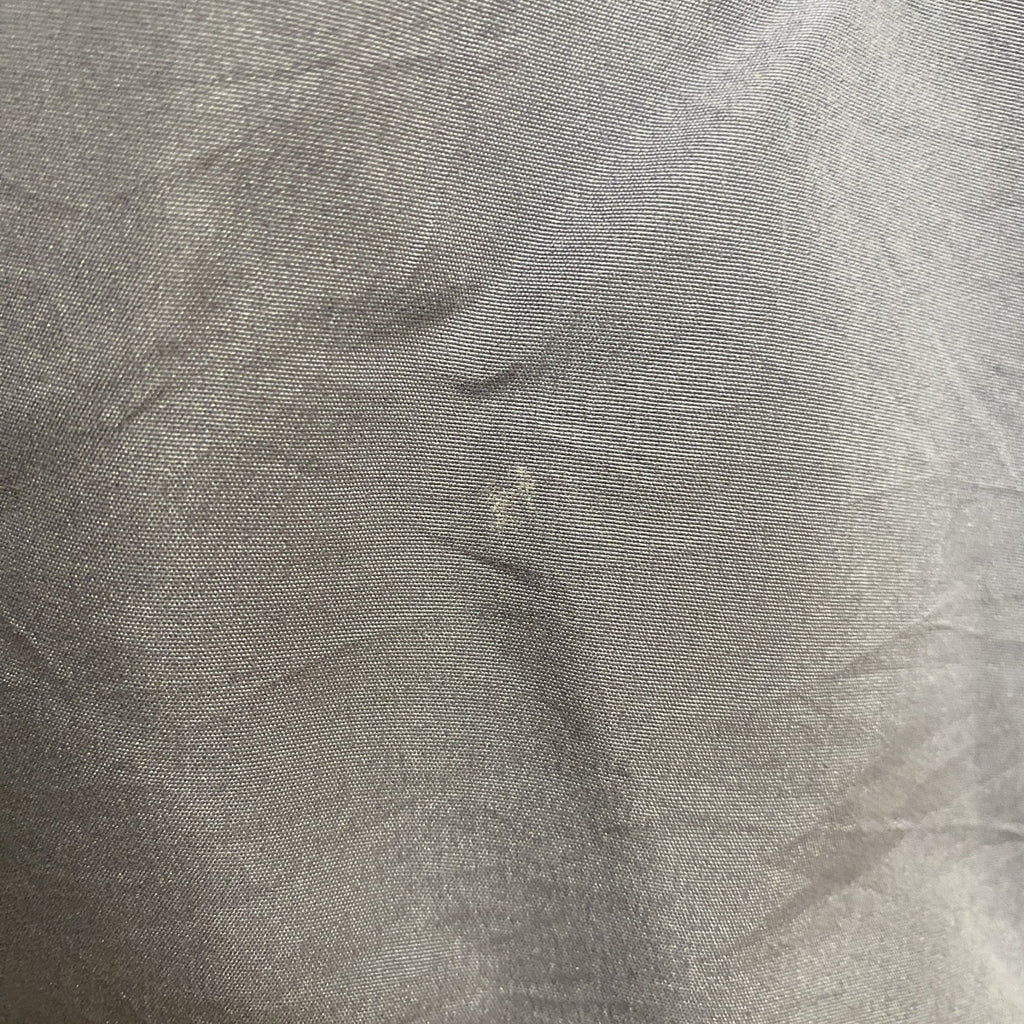 古着 used　KNIGHTS APPAREL　長袖Vネックカレッジナイロンプルオーバー　シラキュース大学　オレンジ　緑　Mサイズ