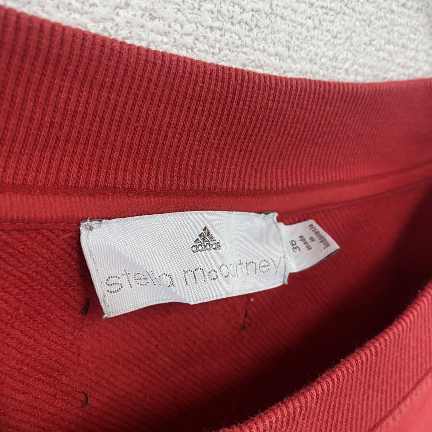 adidas　アディダス　stella mccartney　スウェット/トレーナー　前V　赤　レッド　36サイズ