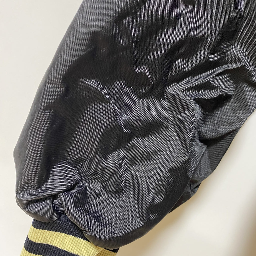 古着 used　BSPORTS　USA製　長袖デザインナイロンジャケット　ジップアップアウター　ワンポイント刺繍　XLサイズ