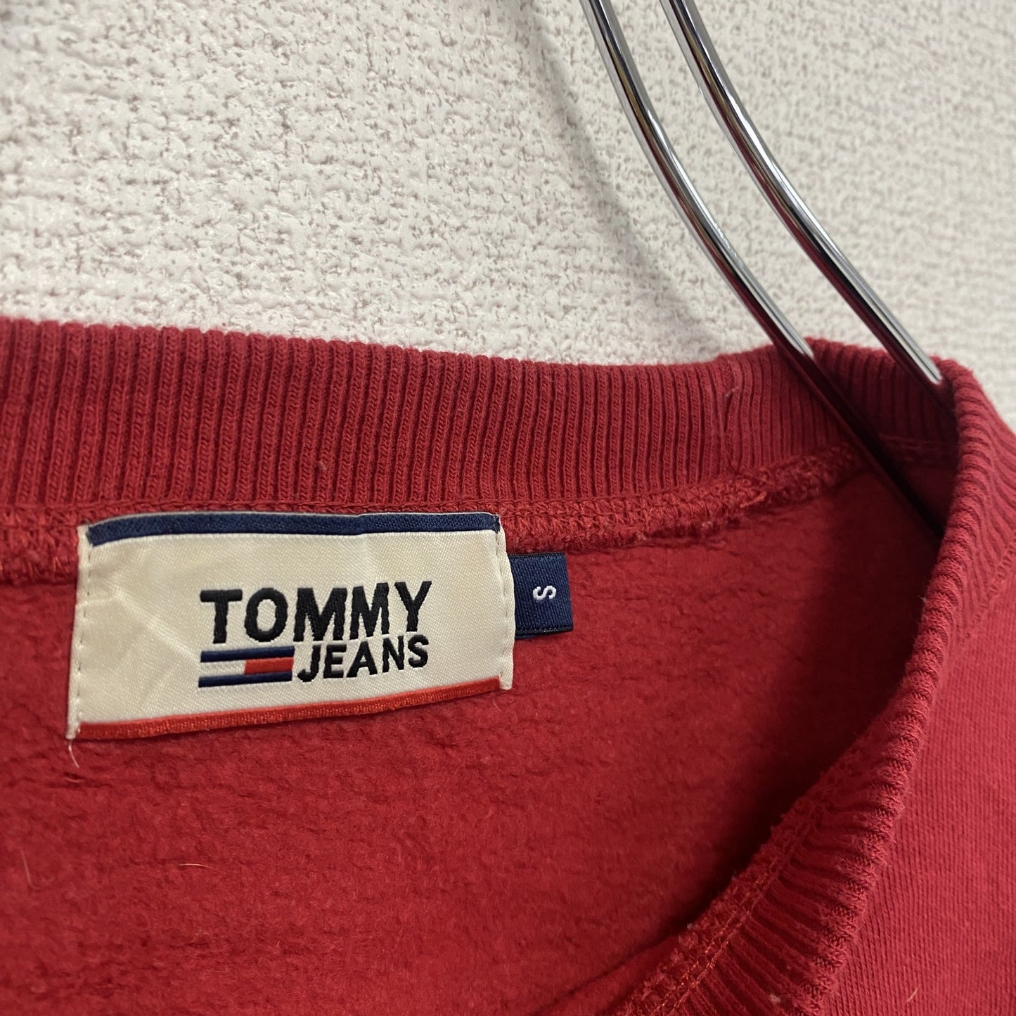 TOMMY JEANS　トミージーンズ　スウェット/トレーナー　デカロゴ　赤　レッド　Sサイズ