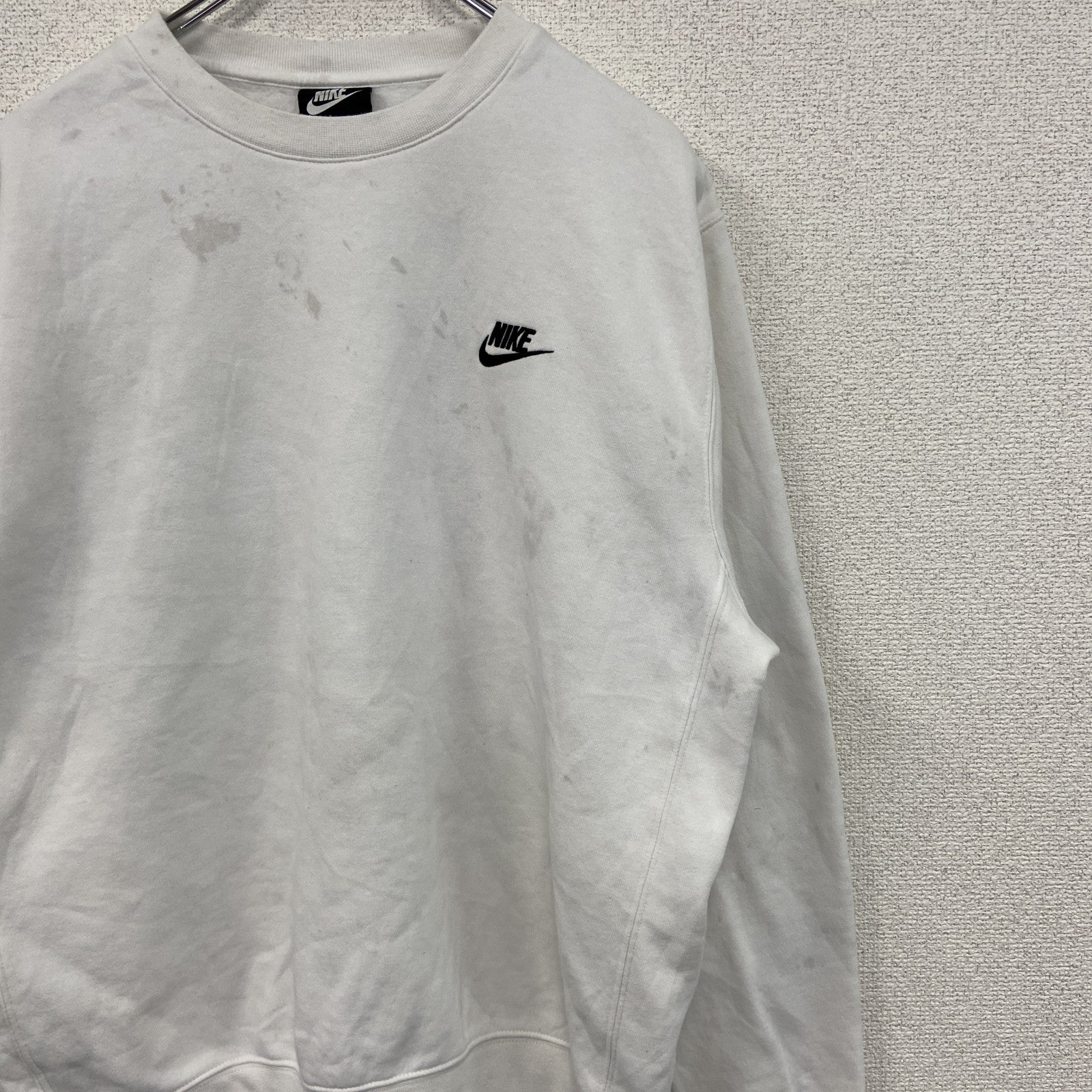 NIKE　ナイキ　スウェット/トレーナー　ロゴ刺繡　白　ホワイト　Mサイズ