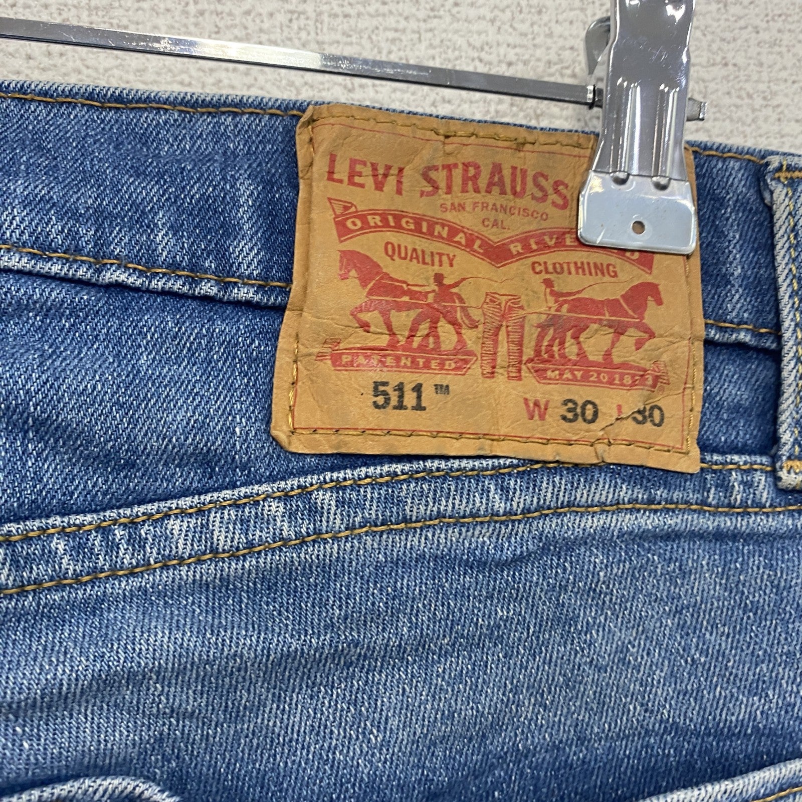 Levi’s　リーバイス　511　デニムパンツ/ジーンズ　ジップフライ　縦落ち　インディゴ　W30サイズ