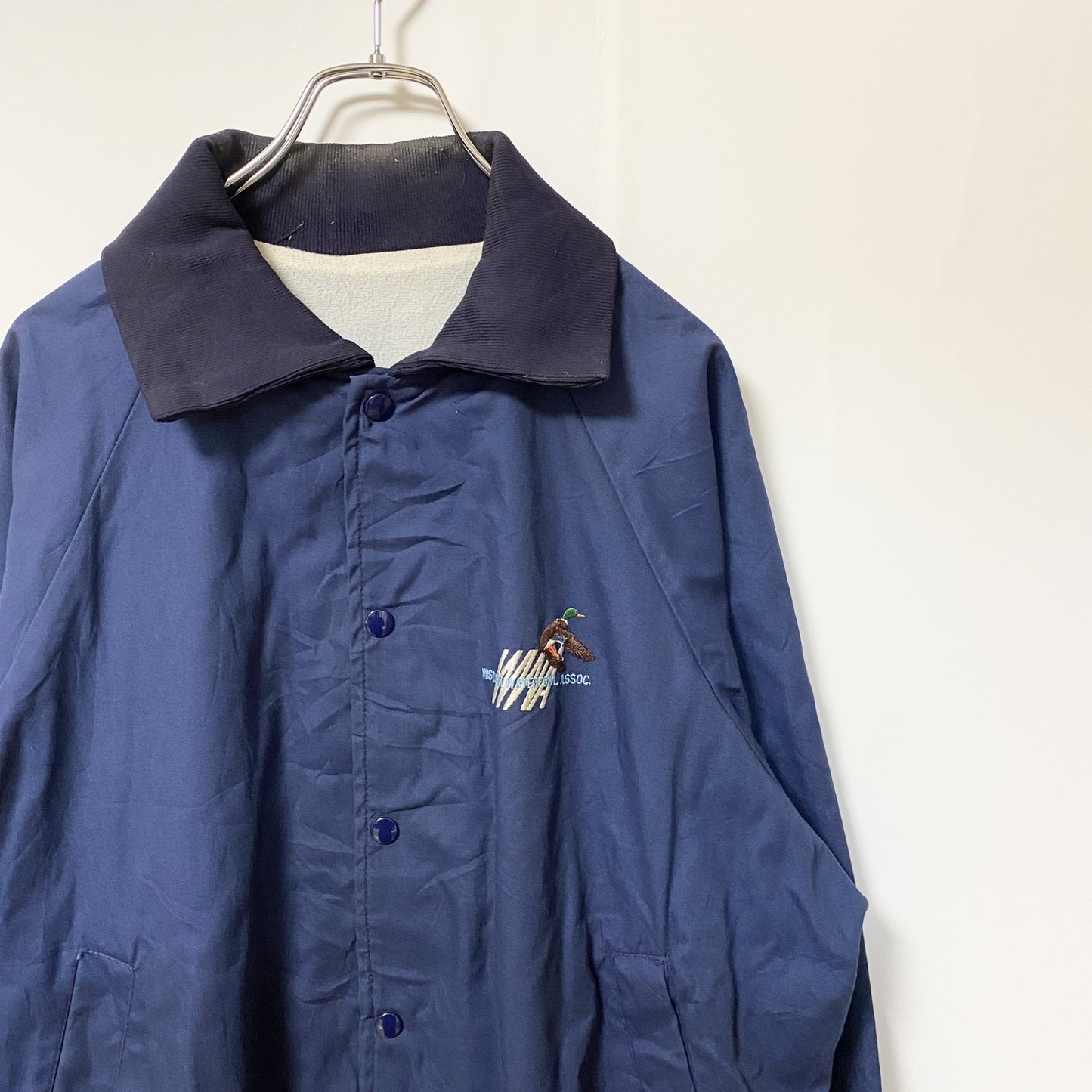 古着 used　Badger Jackets　長袖アニマル刺繍ジャケット　バックデザイン　ブルゾン　ネイビー　紺　レトロ　Mサイズ