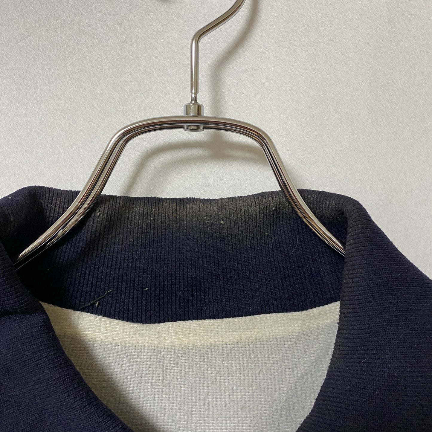 古着 used　Badger Jackets　長袖アニマル刺繍ジャケット　バックデザイン　ブルゾン　ネイビー　紺　レトロ　Mサイズ