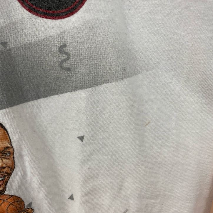 古着 used　adidas　アディダス　半袖プリンントデザインTシャツ　白　NBA　2012　バスケットボール　Sサイズ