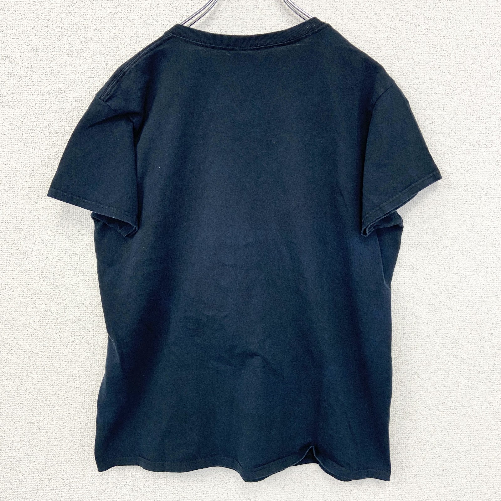 古着 used　GILDAN ギルダン　半袖プリントTシャツ　個性的デザイン　レトロ　春夏服　黒　カジュアルデザイン　Lサイズ