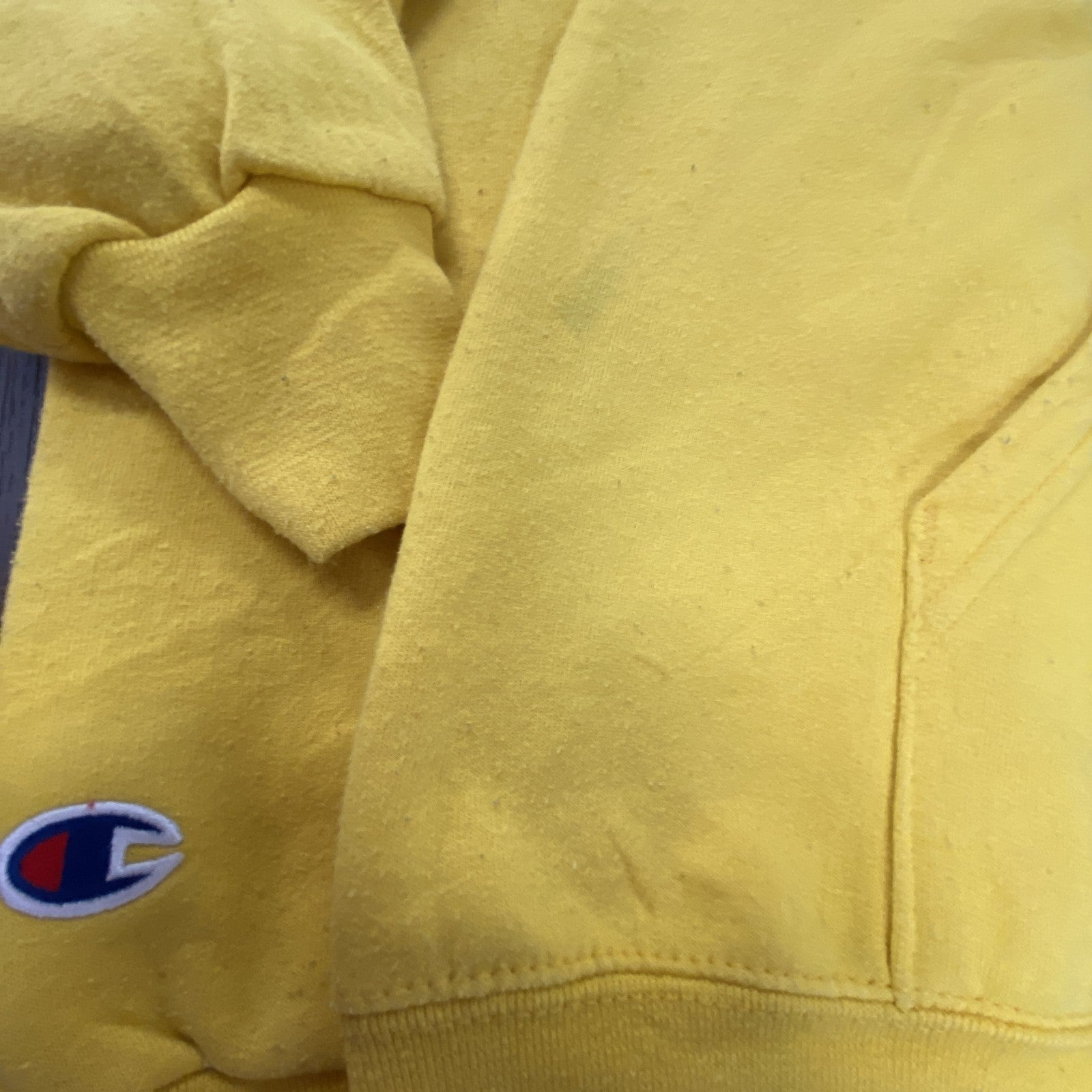 Champion　チャンピオン　スウェットパーカー/フーディー　黄色　イエロー　Mサイズ