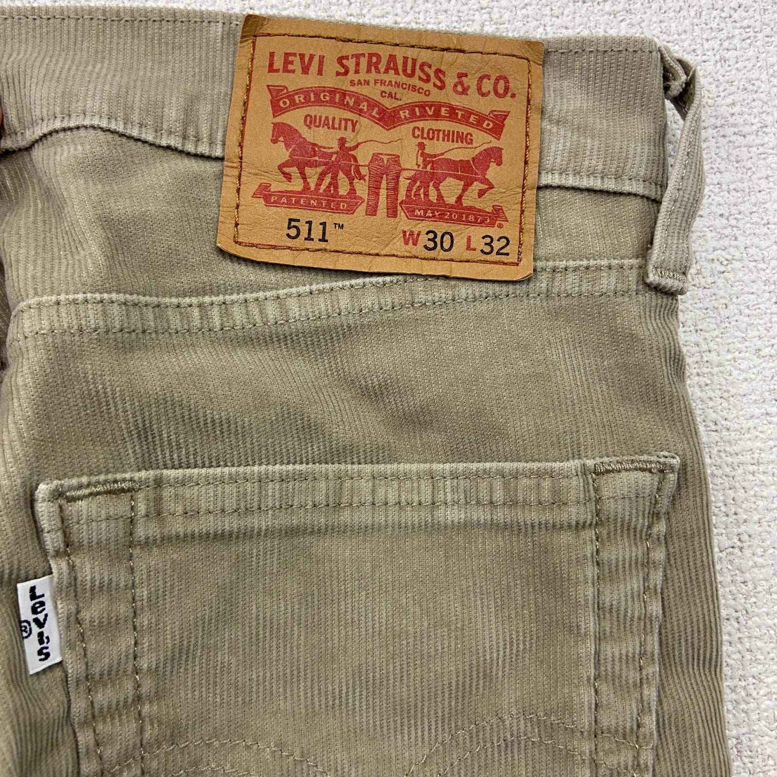 Levi's　リーバイス　511　コーデュロイパンツ　ジップフライ　ベージュ　W30サイズ