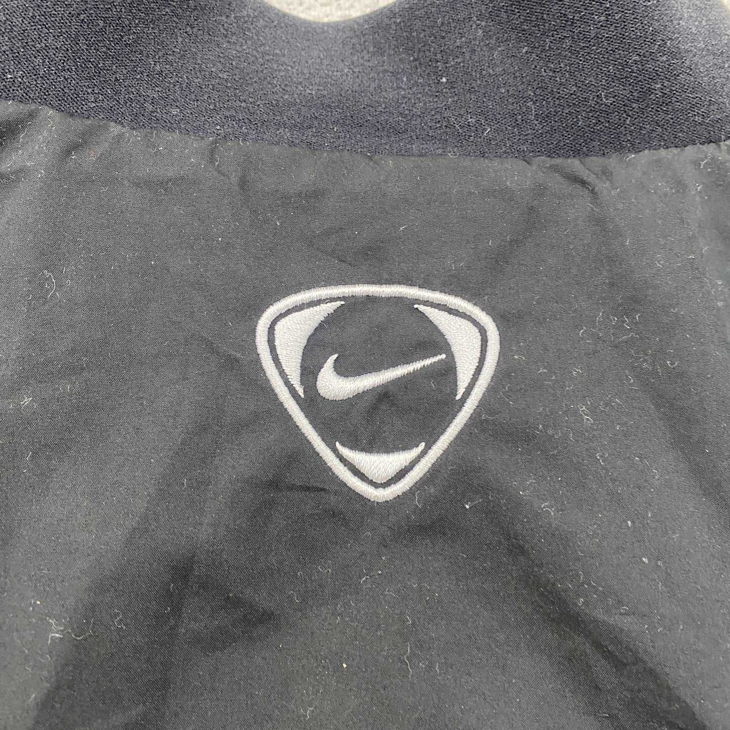 NIKE　ナイキ　CLIMA-FIT　フルジップジャケット　スウッシュ　デカロゴ　黒　ブラック　XLサイズ
