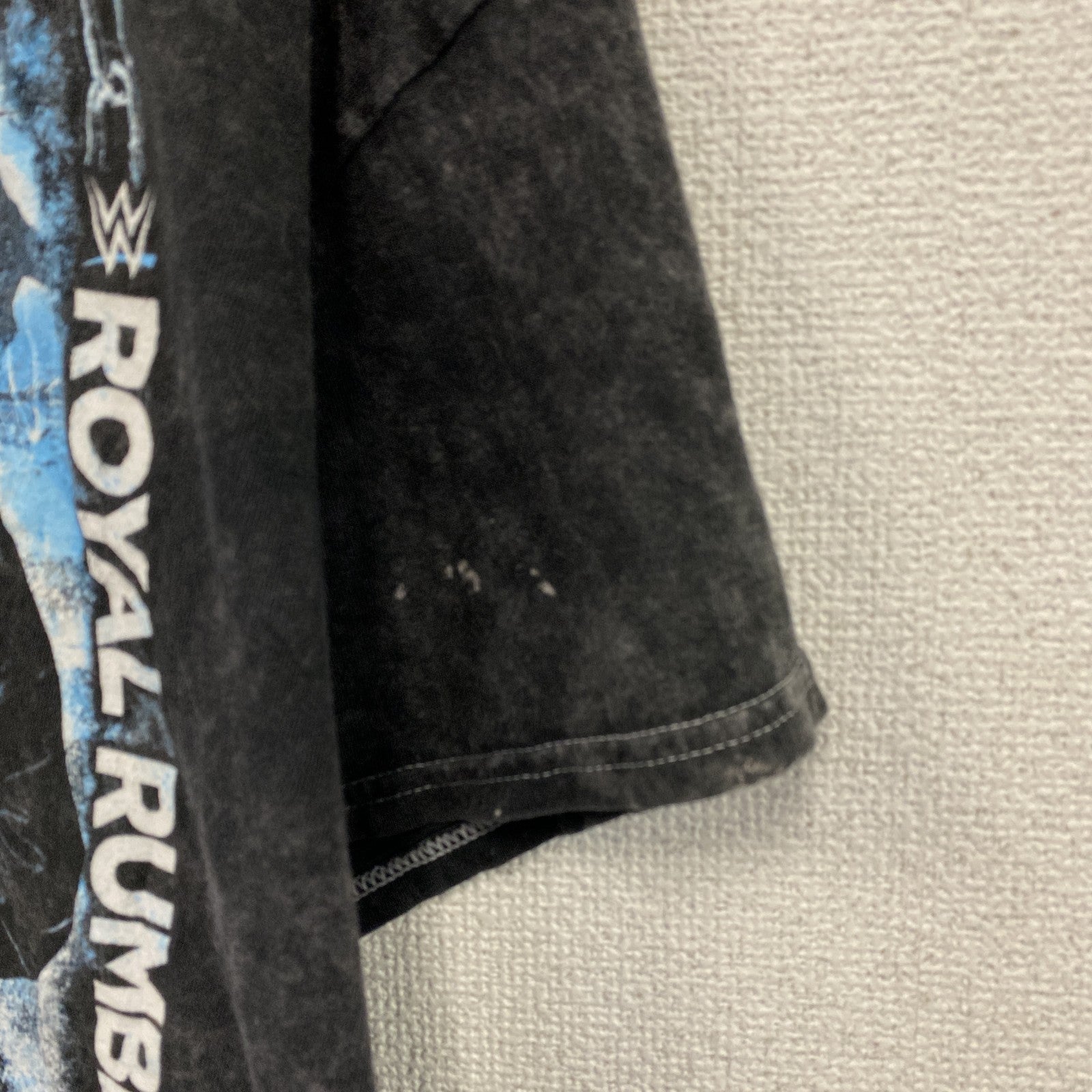 AUTHENTIC　BADBUNNY　バットバニーロイヤルランブル　半袖プリントTシャツ　黒　ブラック　XLサイズ