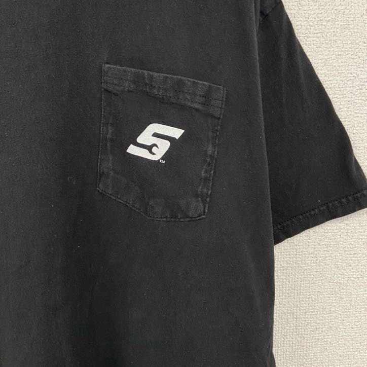 古着 used　Hanes ヘインズ　半袖胸ポケット付きTシャツ　バックプリント　SNAP ON　クルーネック　黒　Lサイズ