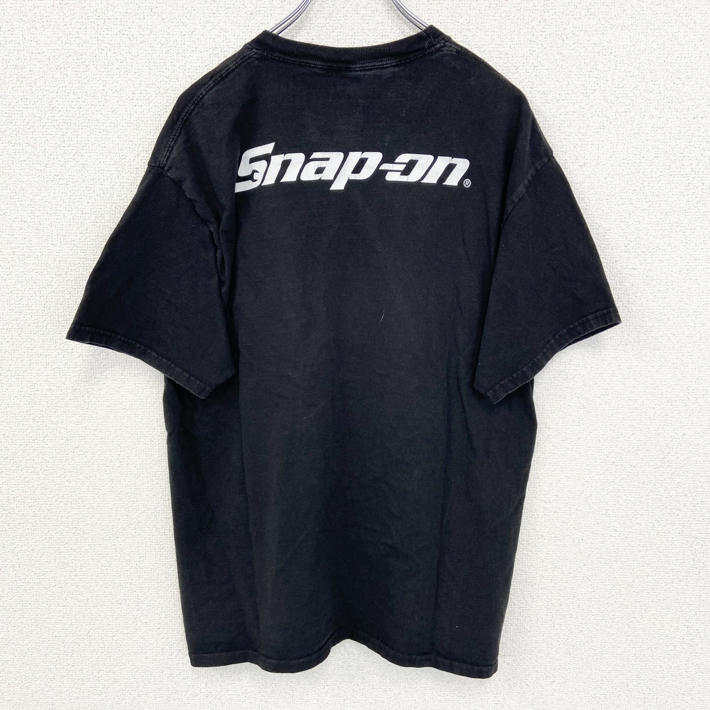 古着 used　Hanes ヘインズ　半袖胸ポケット付きTシャツ　バックプリント　SNAP ON　クルーネック　黒　Lサイズ