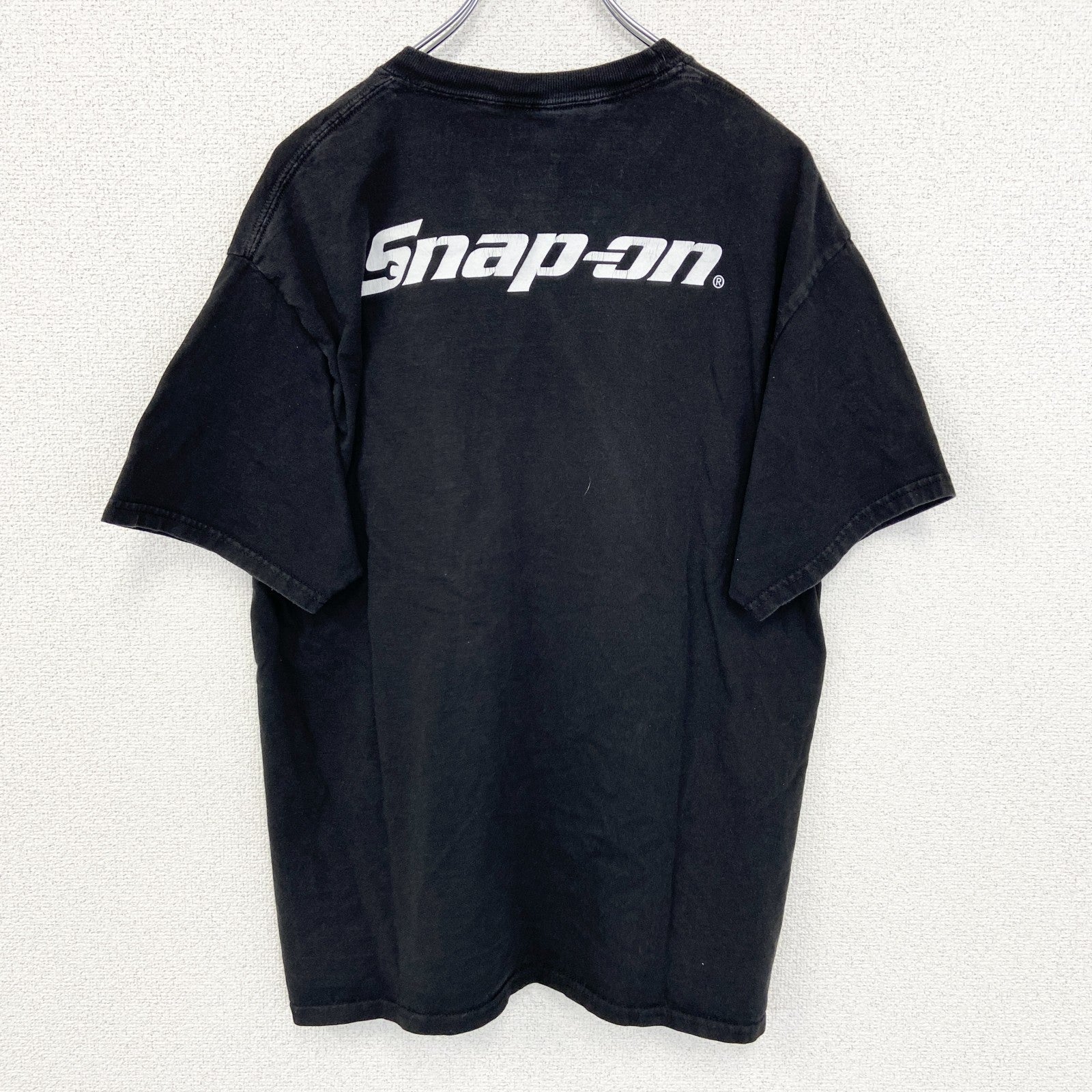 古着 used　Hanes ヘインズ　半袖胸ポケット付きTシャツ　バックプリント　SNAP ON　クルーネック　黒　Lサイズ