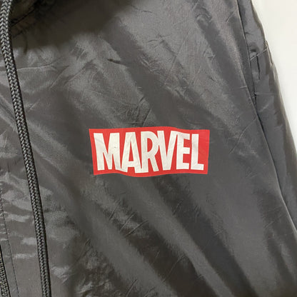 古着 used　MARVEL マーベル　長袖ナイロンジャケット　ロゴプリントパーカー　黒　ブラック　ビックシルエット　XLサイズ