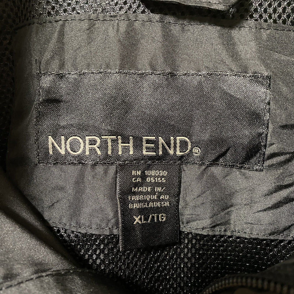 古着 used　NORTH END　長袖ハイネックナイロンジャケット　ジップアップアウター　ワンポイント刺繍　黒　XLサイズ