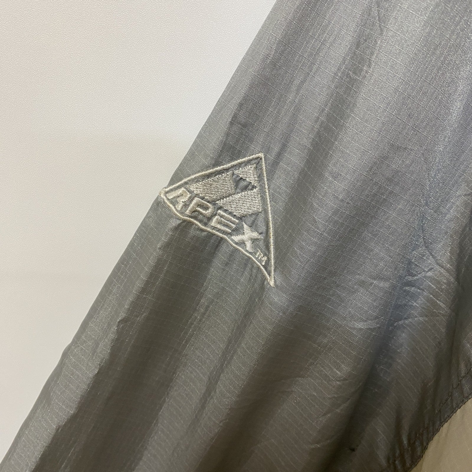 古着 used　APEX ONE　長袖カレッジナイロンジャケット　デュークブルーデビルズ　青　ビックシルエット　XLサイズ