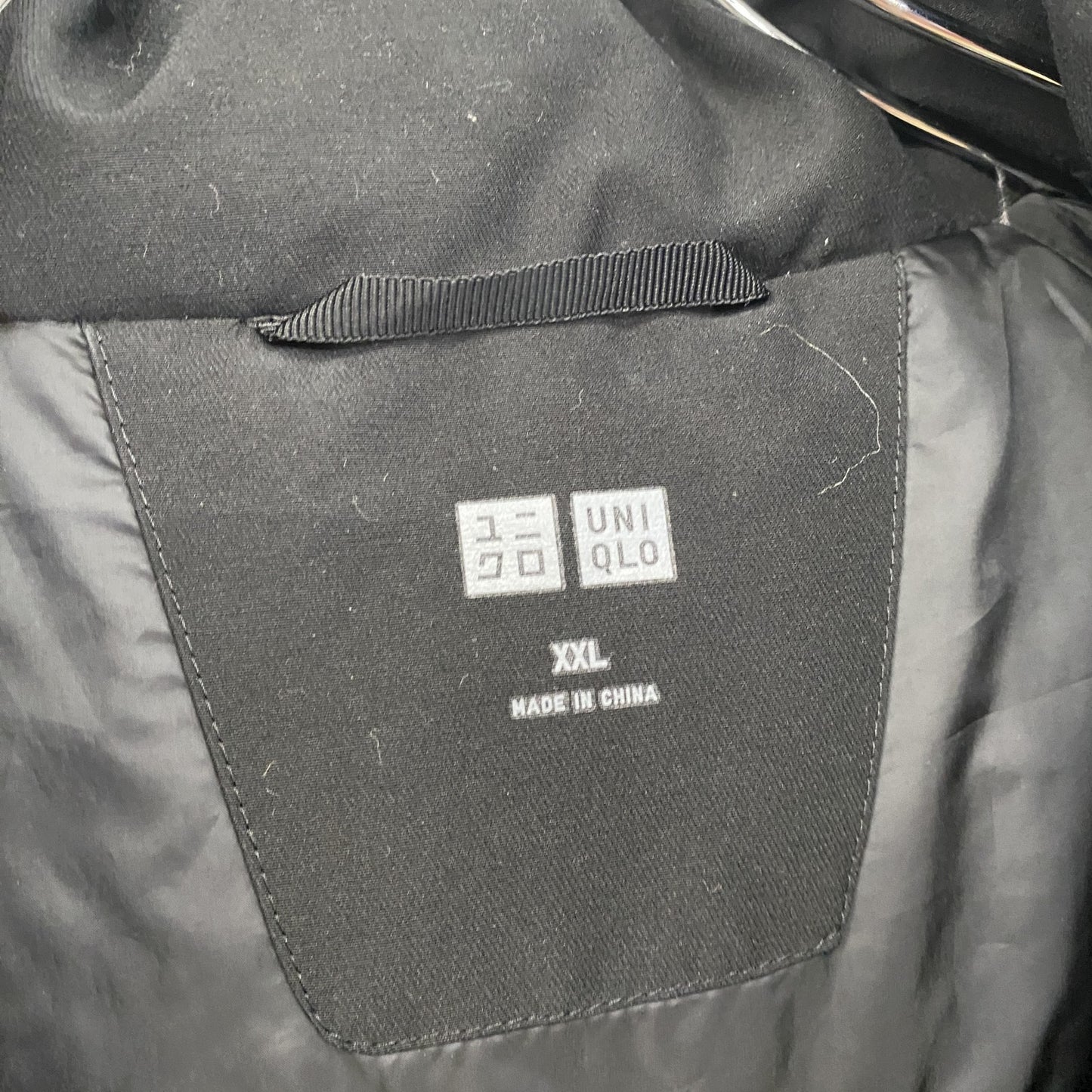 ユニクロ　UNIQLO　ハイブリッドダウンコート　ダウンジャケット　ダウン90%　黒　ブラック　2XLサイズ