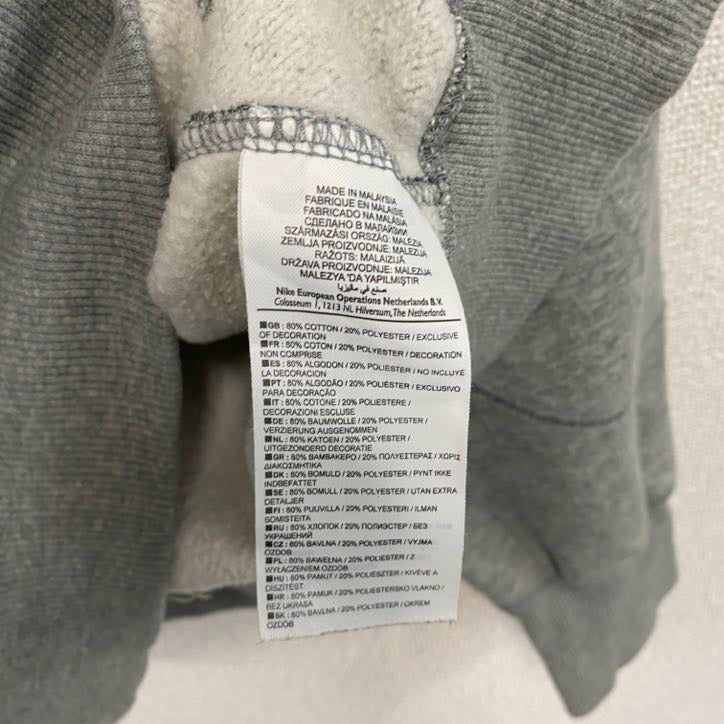 NIKE　ナイキ　スウェット/トレーナー　前V　ポケット付き　刺繡ロゴ　灰色　グレー　Lサイズ