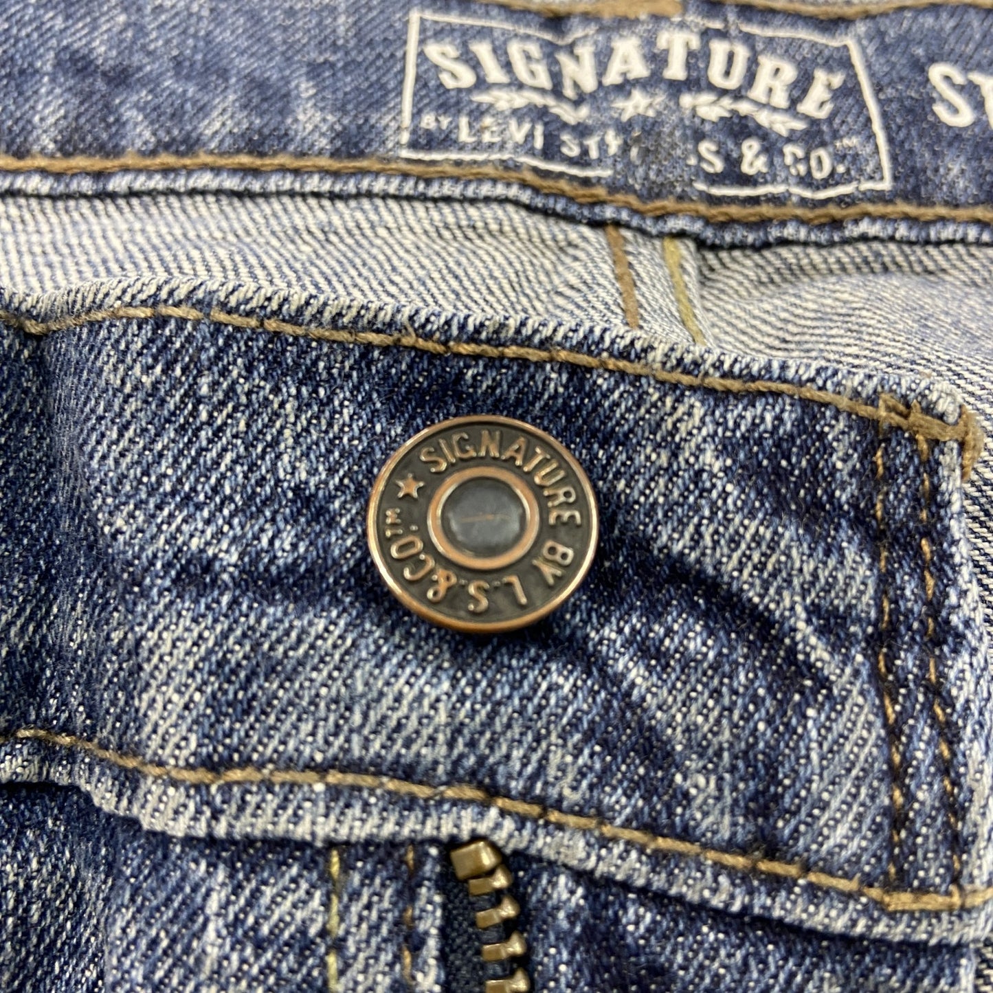 Levi’ｓ　リーバイス　デニムパンツ/ジーンズ　鬼ヒゲ　縦落ち　ジップフライ　インディゴ