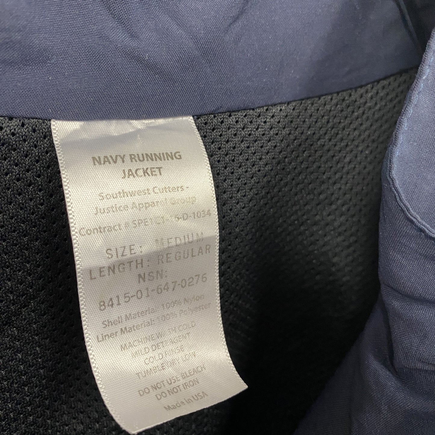 00s　U.S.NAVY　RUNNING JACKET　ナイロンジャケット　ミリタリー　米軍　紺　ネイビー　Mサイズ