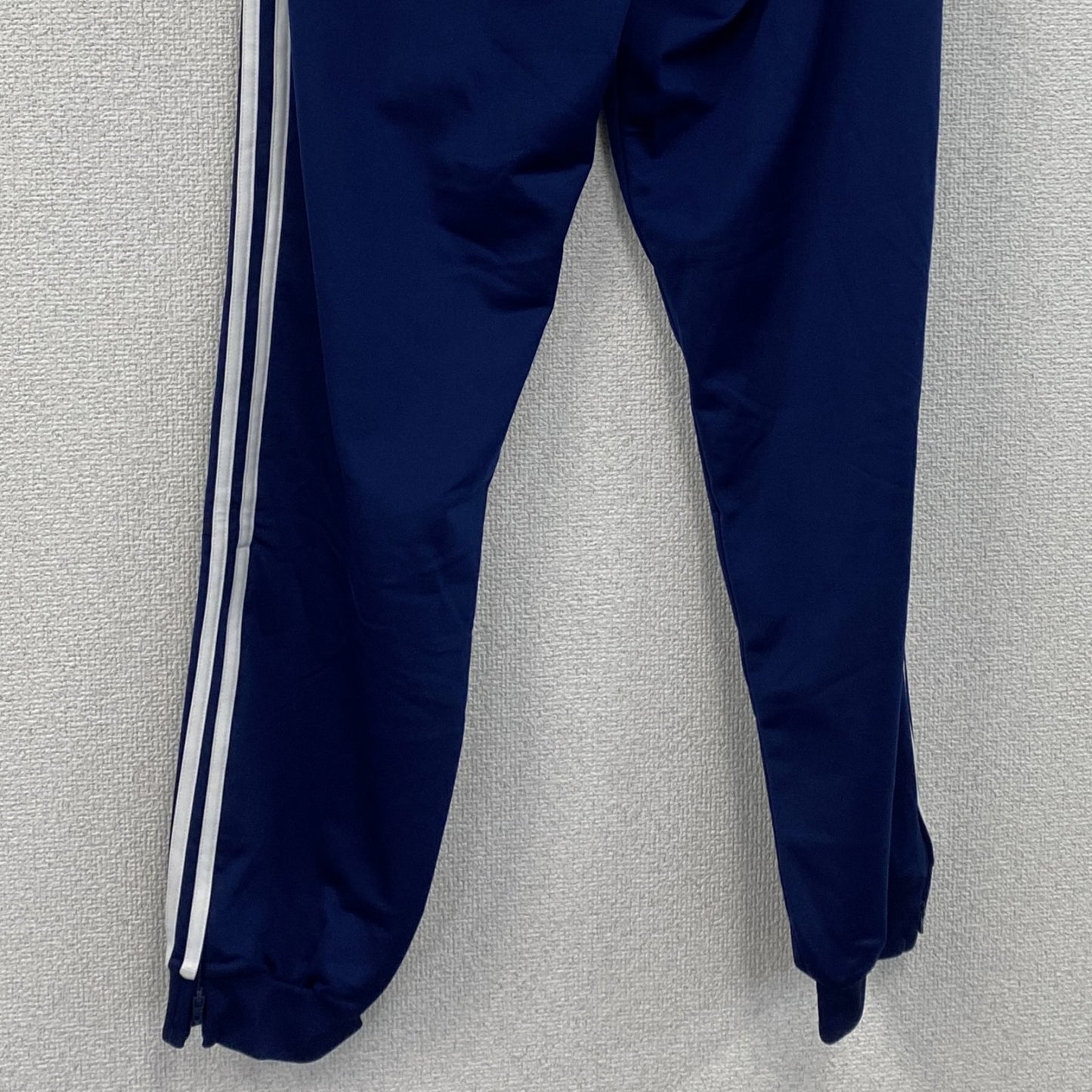 adidas　アディダス　トラックパンツ/ジャージ　パフォーマンスロゴ　青　ブルー　