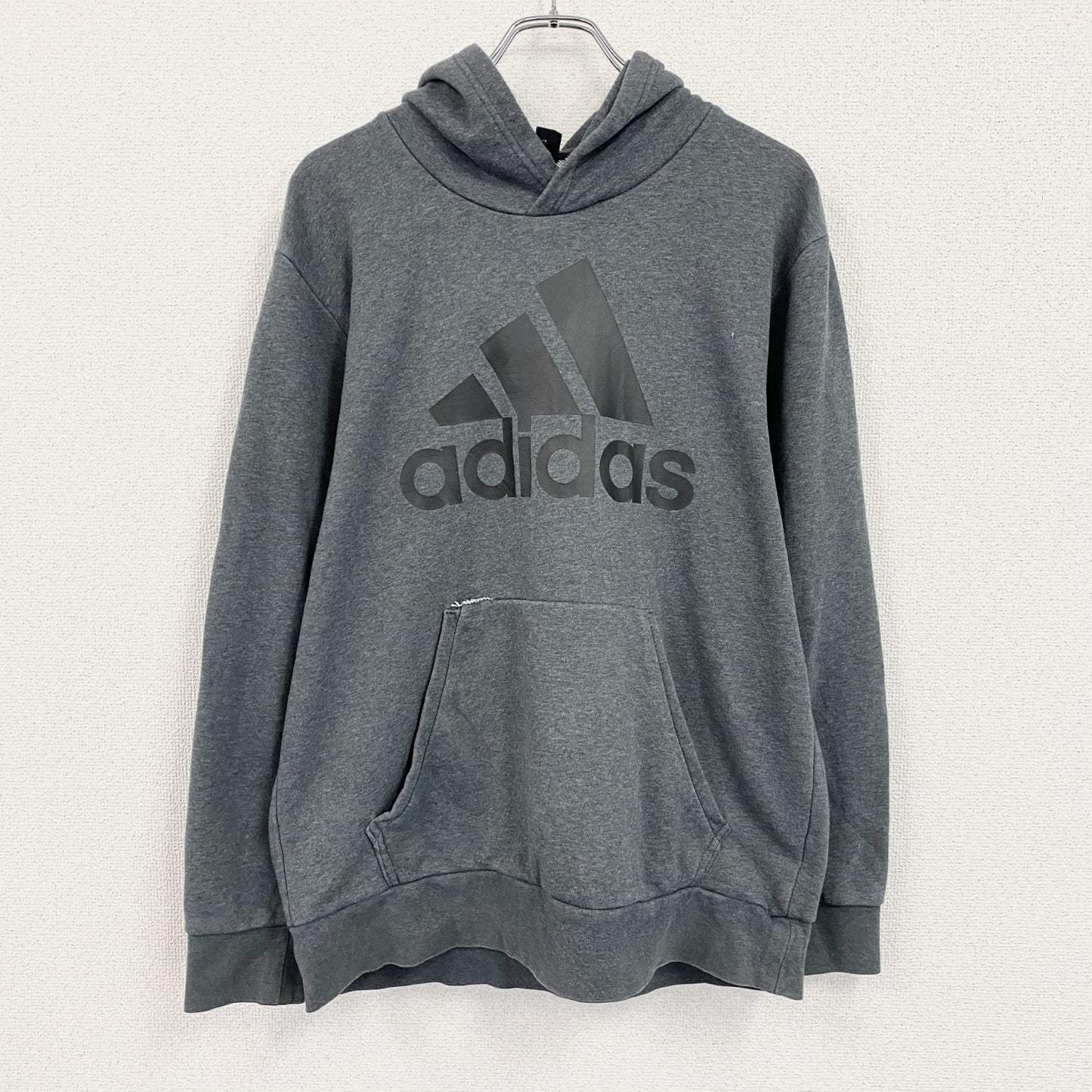 adidas　アディダス　スウェットパーカー/フーディー　トレフォイルロゴ　デカロゴ　ダークグレー