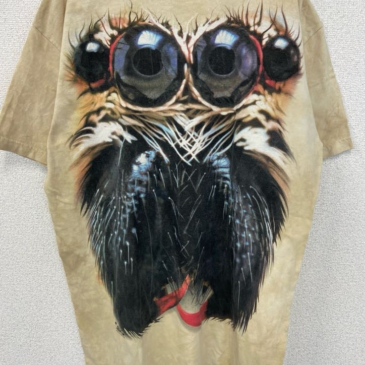 古着 used　THE MOUNTAIN　半袖ビッグプリントTシャツ　個性的デザイン　蜘蛛　タランチュラ　ベージュ　Lサイズ