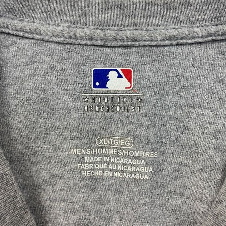 古着 used　MLB メジャーリーグ　半袖オフィシャルプリントTシャツ　コロラド・ロッキーズ　ベースボール　グレー　XLサイズ