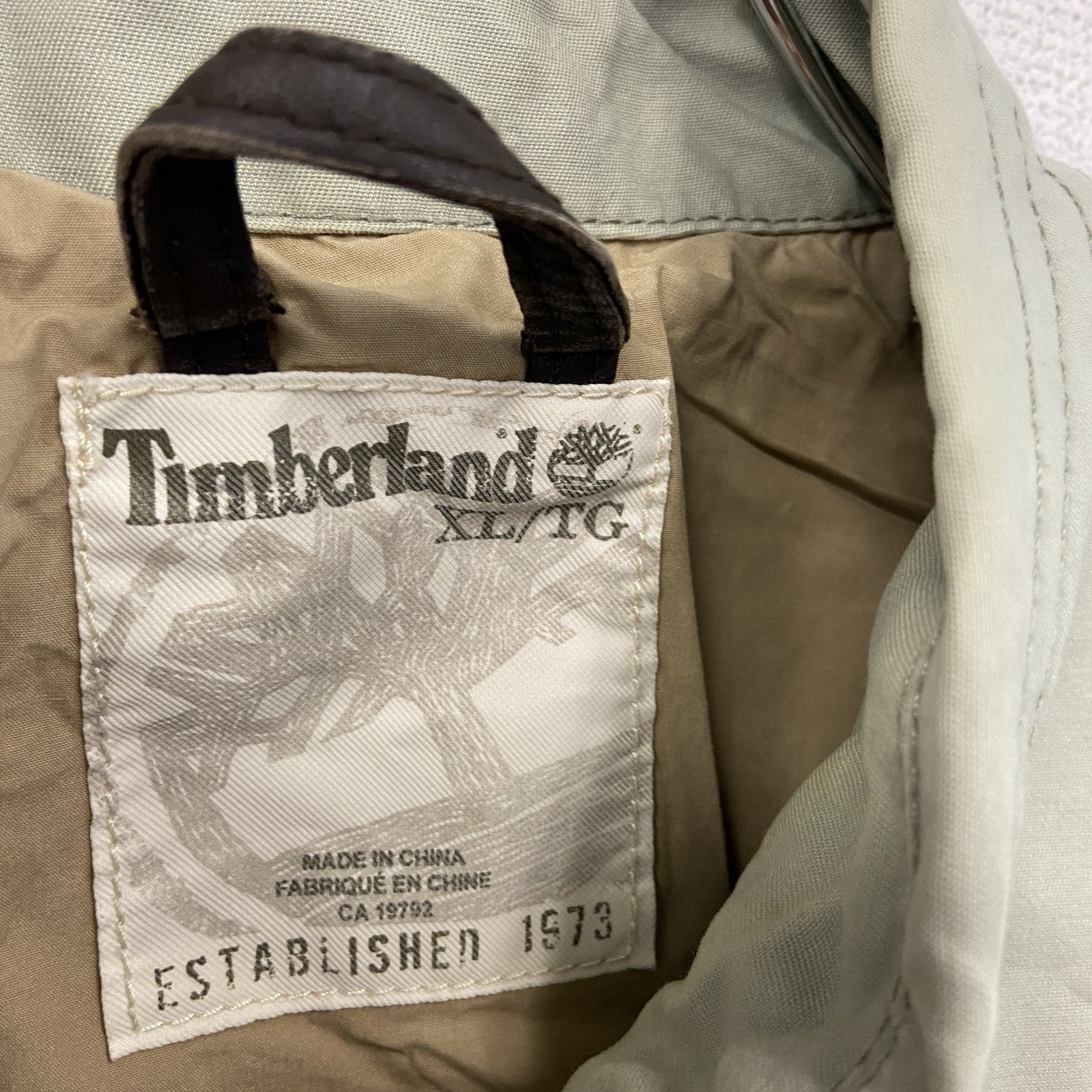 Timberland　ティンバーランド　MA-!/ブルゾン　比翼仕立て　ジップポケット　3つポケット　ベージュ　XLサイズ