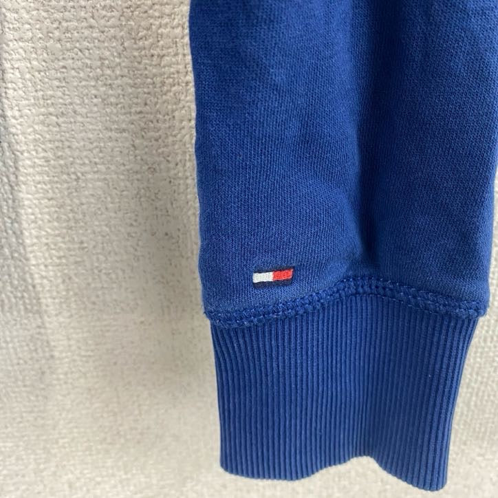TOMMY HILFIGER　トミーヒルフィガー　スウェット/トレーナー　紺　ネイビー　Lサイズ
