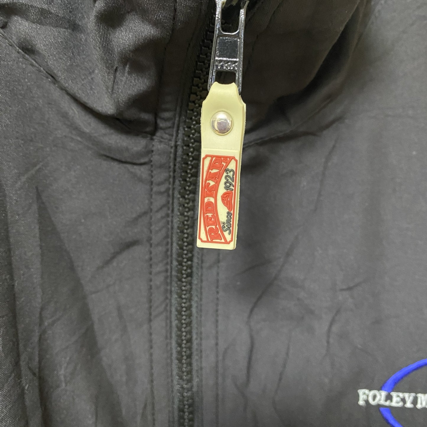 古着 used　RED KAP レッドキャップ　長袖ナイロンジャケット　ワンポイント　アウター　シンプル　黒　ブラック　Mサイズ