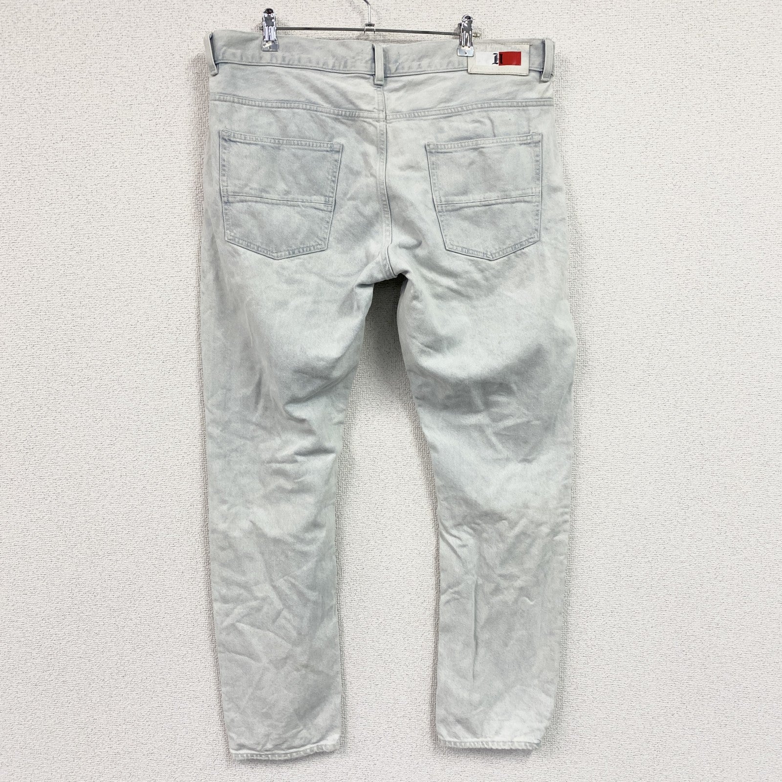 TOMMY HILFIGER　トミーヒルフィガー　デニムパンツジーンズ　ジップフライ　インディゴ　W36‐32サイズ　