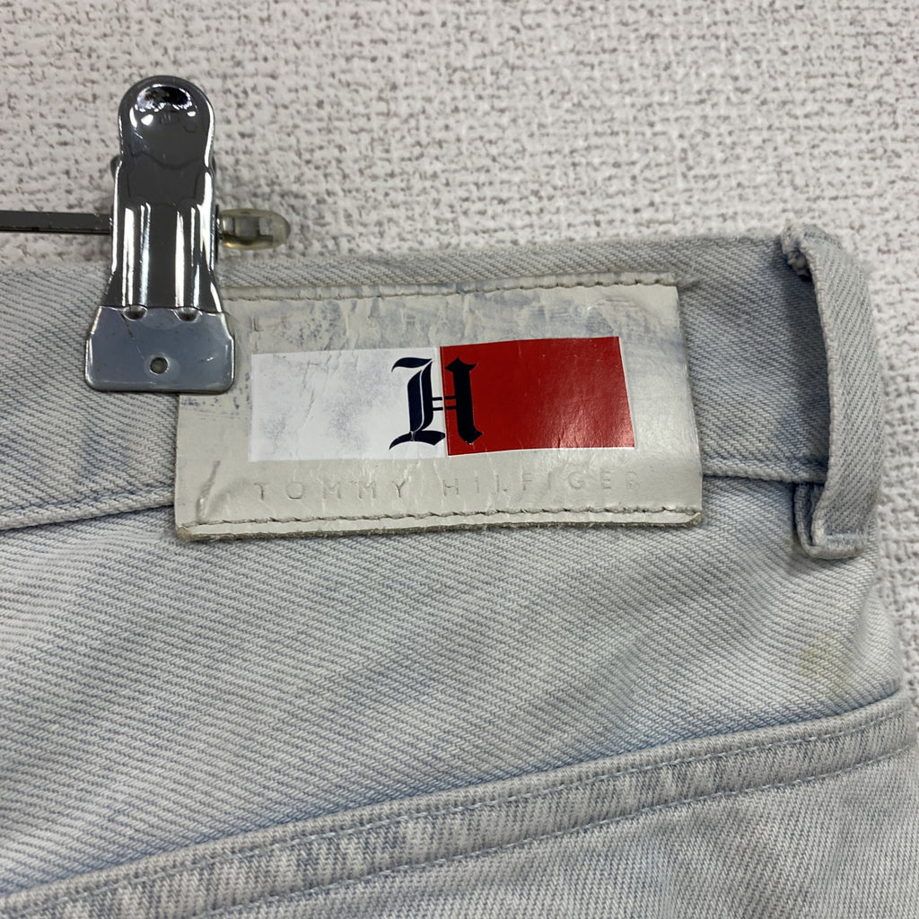 TOMMY HILFIGER　トミーヒルフィガー　デニムパンツジーンズ　ジップフライ　インディゴ　W36‐32サイズ　