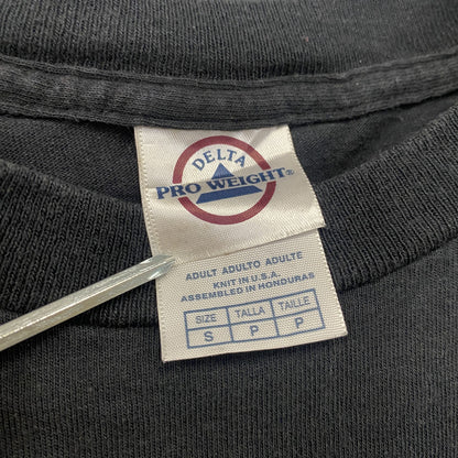DELTA　デルタ　半袖プリントメッセージTシャツ　4連プリント　黒　ブラック　Sサイズ