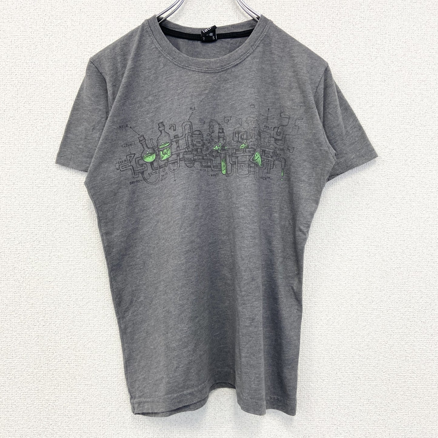 古着 used　plazmalab　半袖プリントデザインTシャツ　クルーネック　科学　発明　レトロ　灰色　グレー　Mサイズ