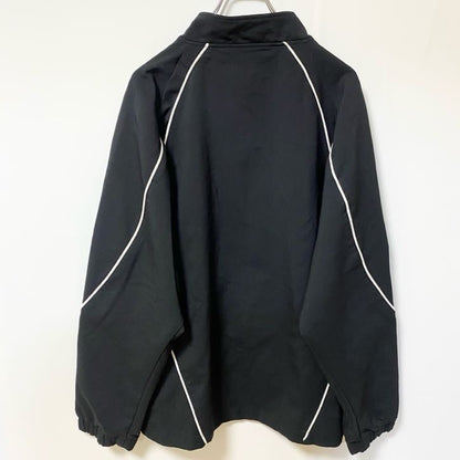 古着 used　RUSSELL ATHLETIC ラッセルアスレティック　長袖ナイロンジャケット　黒　白ライン　レトロ　Ｌサイズ