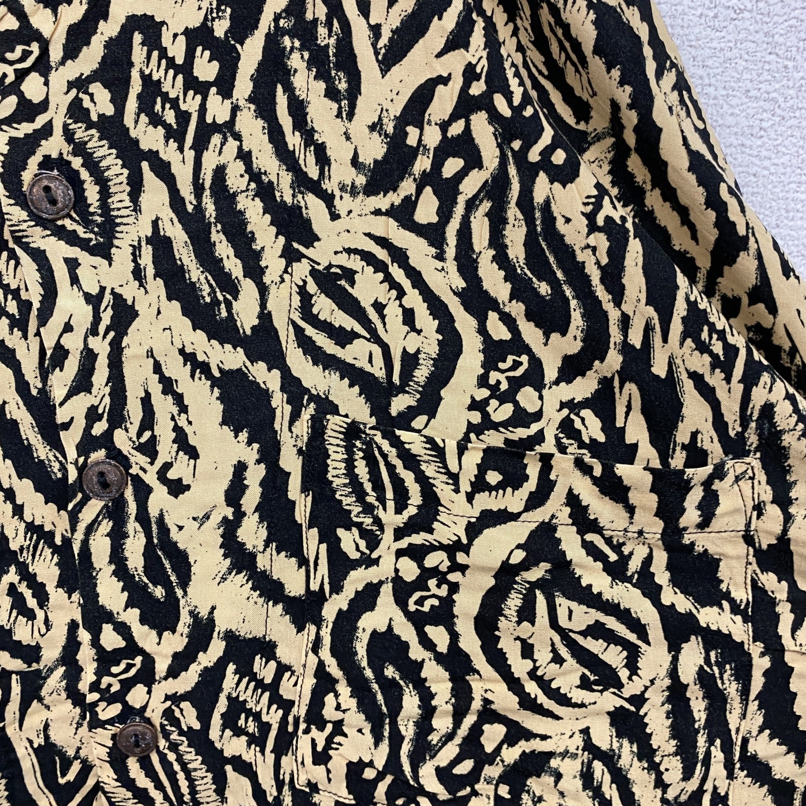 CAROCHE　長袖プリント総柄シャツ　個性的　派手　黒　ブラック　ベージュ　Lサイズ