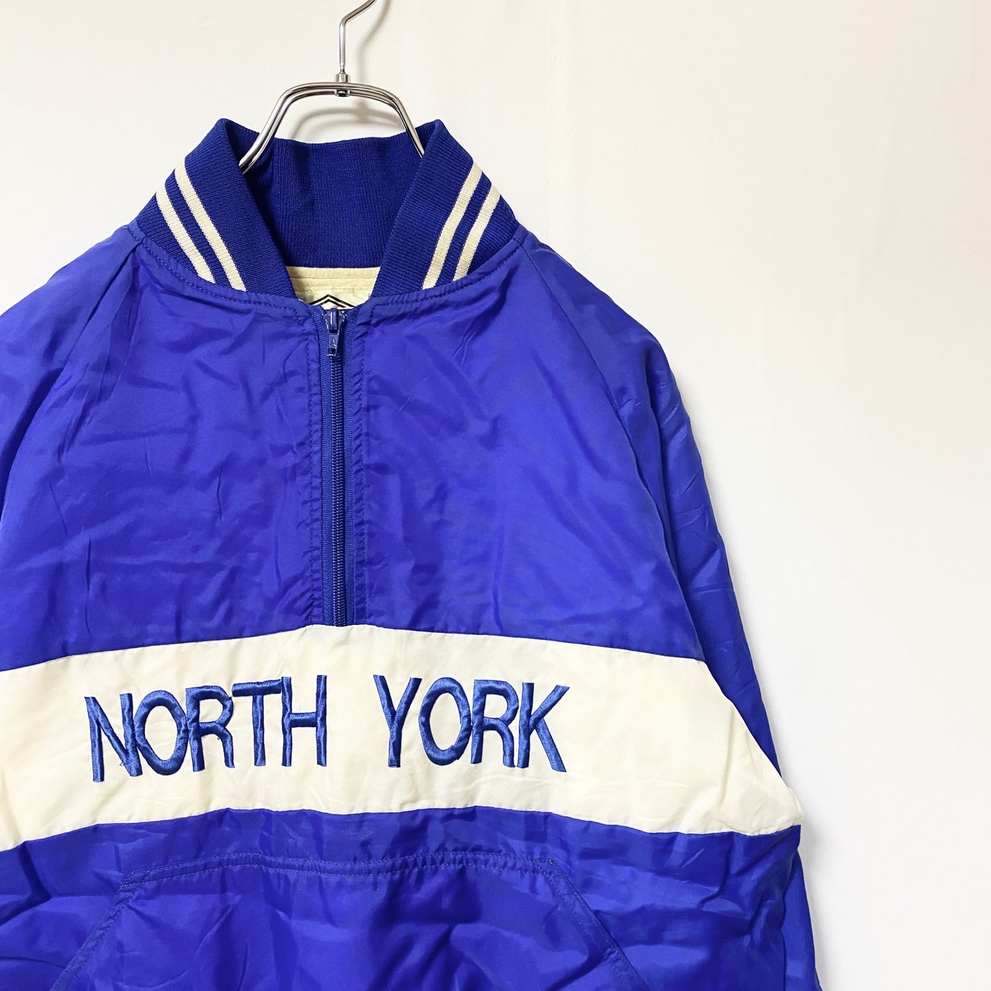 古着 used　APOLLO アポロ　長袖刺繍ナイロンプルオーバー　NORTH YORK　ハーフジップ　青　レトロ　Lサイズ