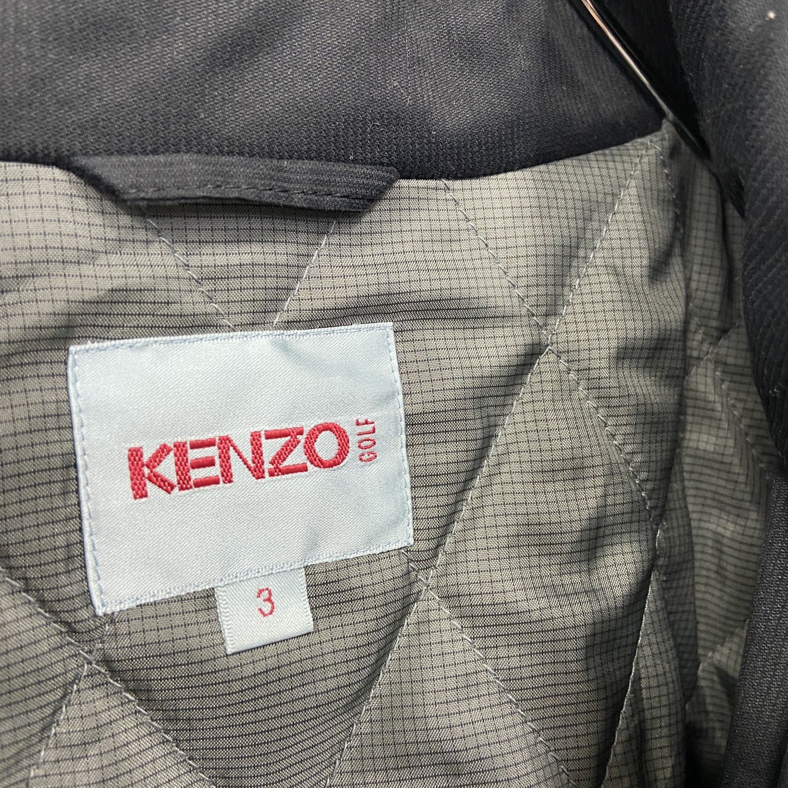 KENZO　ケンゾー　マウンテンパーカー　刺繍ロゴ　3つポケット　黒　ブラック　3サイズ